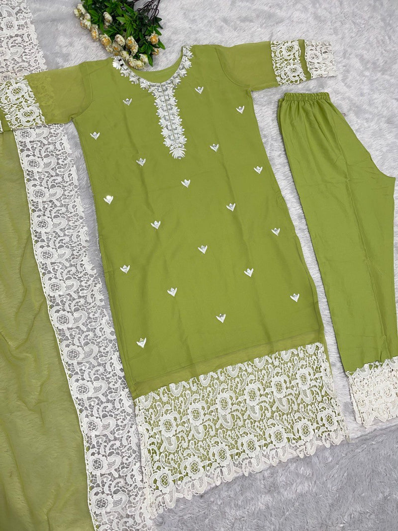 BP D NO 105 Georgette With Mirror Work Pakistani Salwar Suit Collection