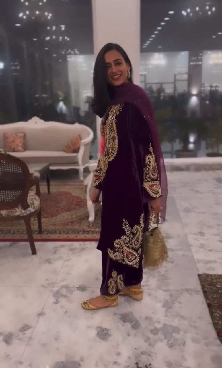 St D No 113 Georgette With Heavy Embroidery Designer Pakistani Salwar Suit