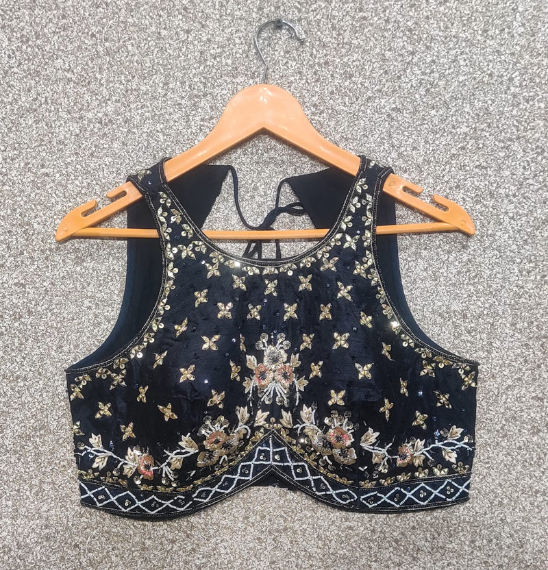 Mf Bridal Collection Dola Jacquard Heavy Embroidery Designer Lahnga Choli