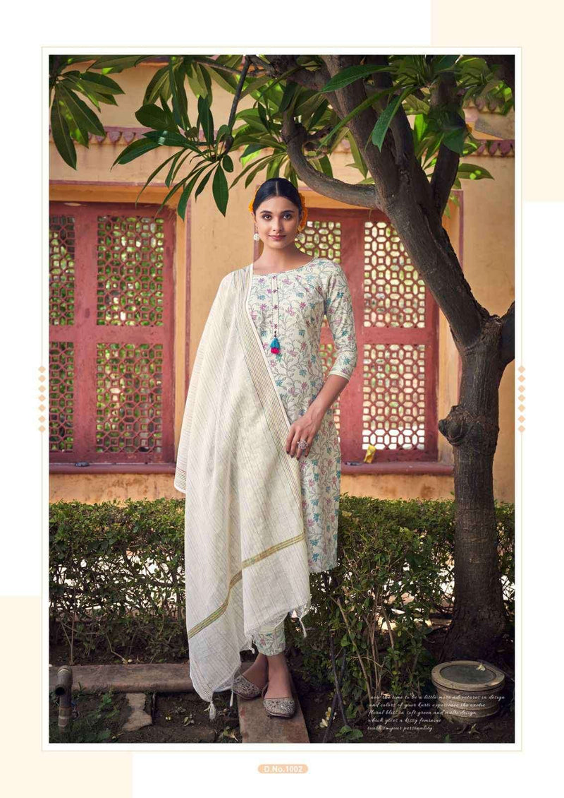 Vitara Fashion Florian Cotton Foil Printed Kurti With Pant