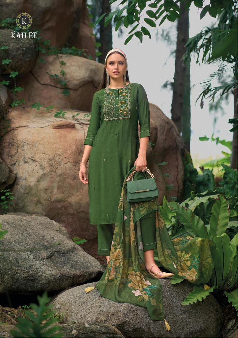 Kailee Fashion Humsafar Viscose Hand Mirror Work Kurti Pant Dupatta Set