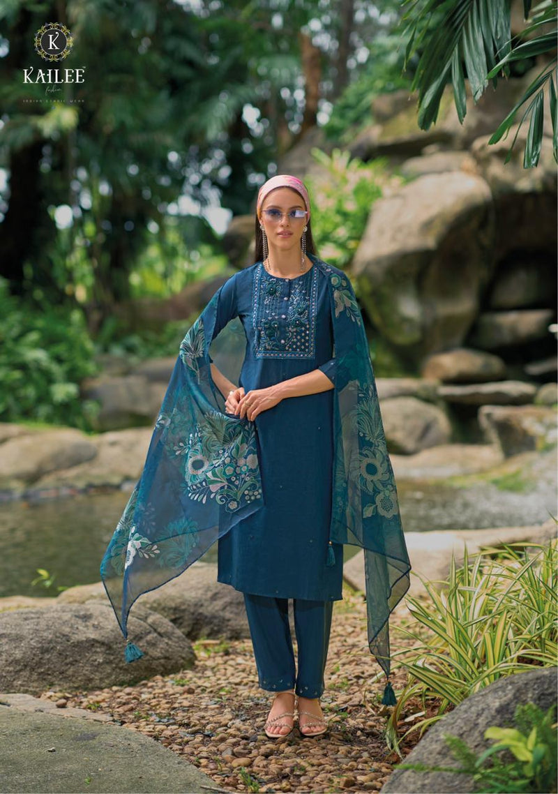 Kailee Fashion Humsafar Viscose Hand Mirror Work Kurti Pant Dupatta Set
