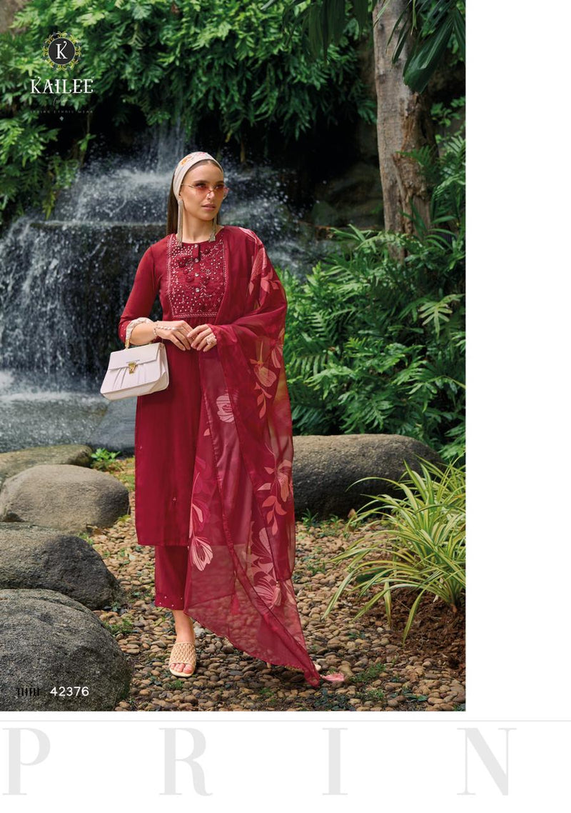 Kailee Fashion Humsafar Viscose Hand Mirror Work Kurti Pant Dupatta Set