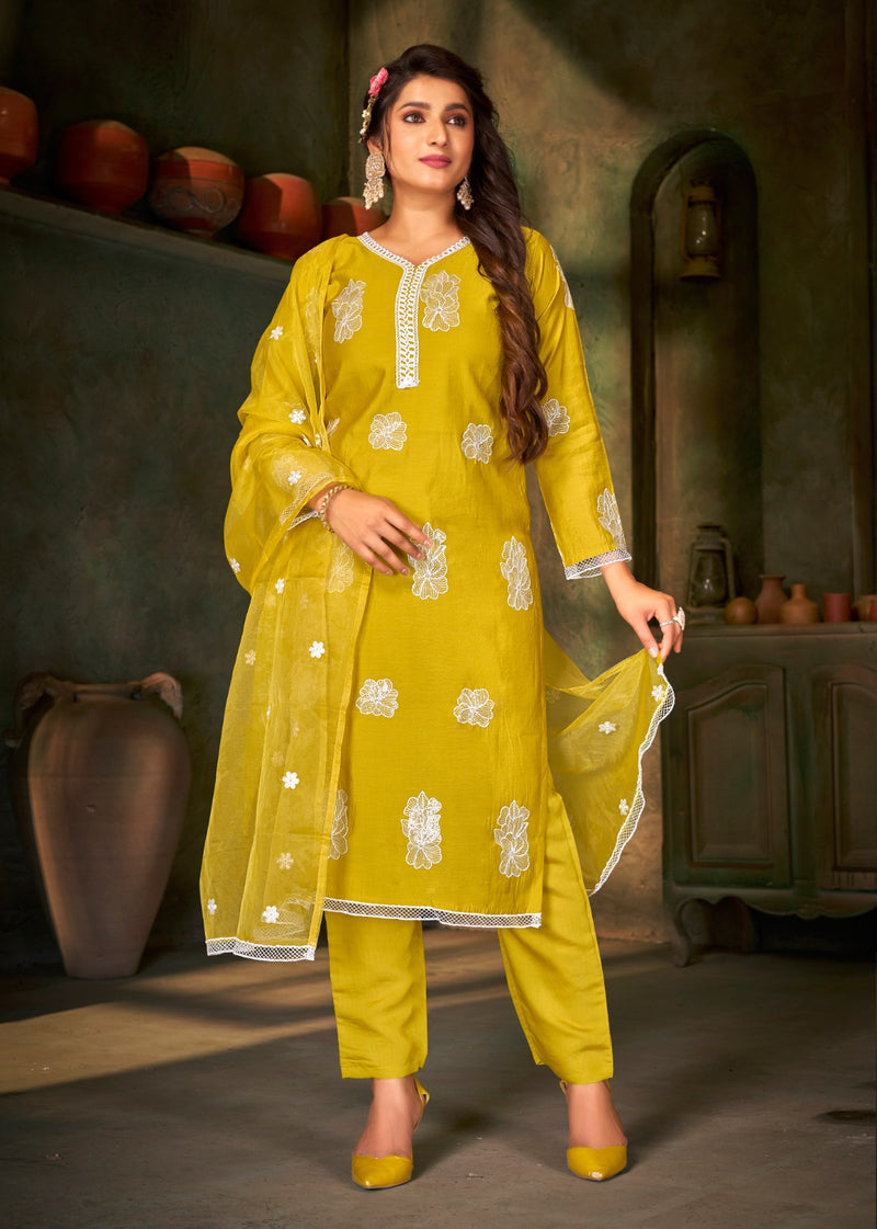 Banwery Fashion Peri Peri Silk Embroidery Designer Kurtis