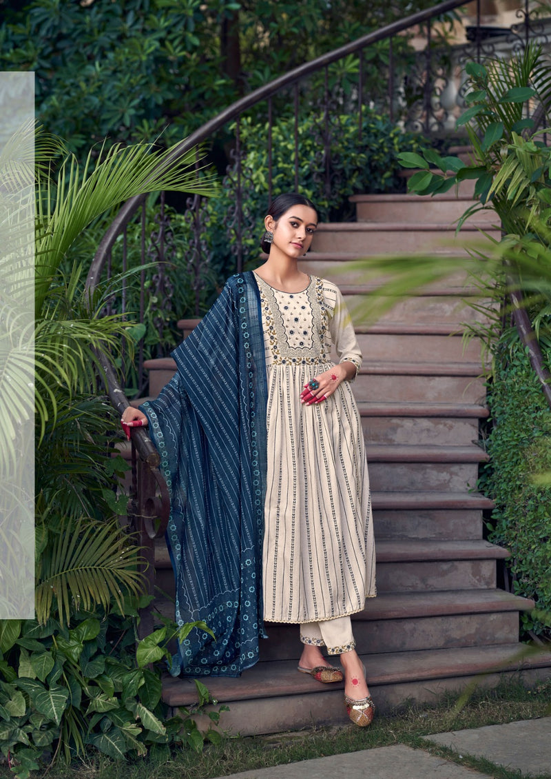 Vitara Fashion Rasiya Weaving Cotton Fancy Embroidery Designer Naira Style Kurti Combo Set