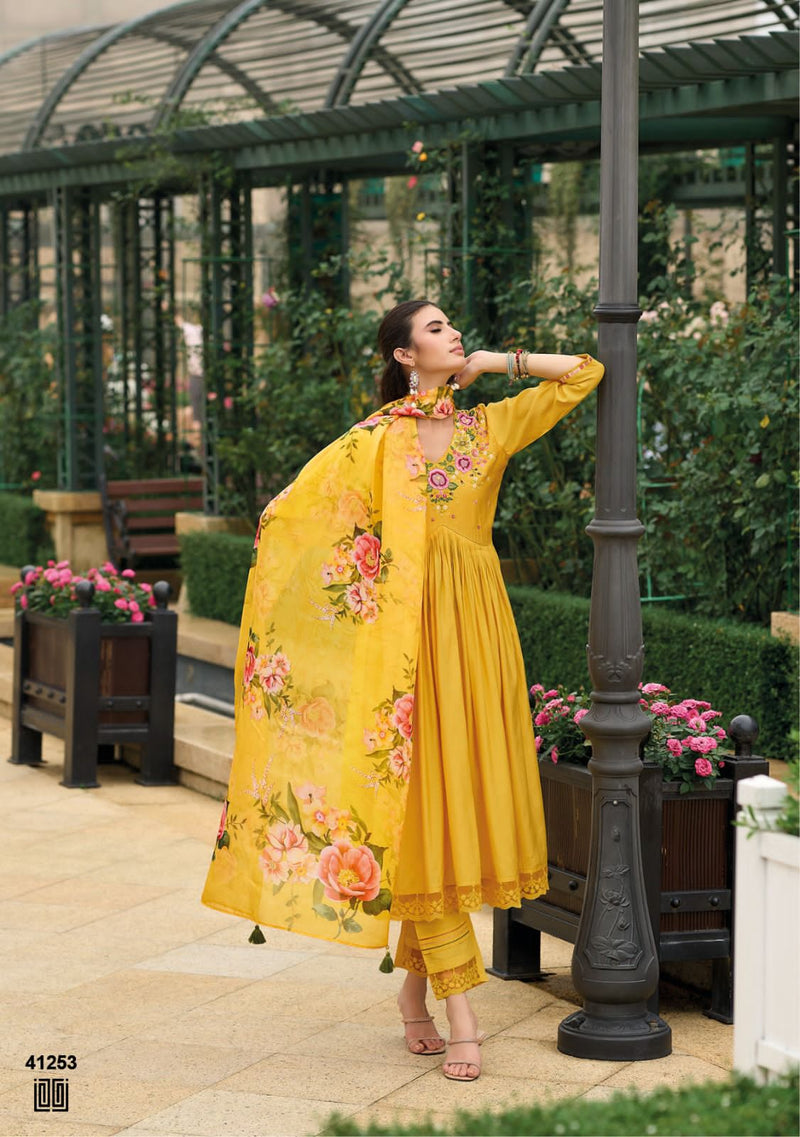 Kailee Fashion Rozani Viscose Silk Stylish Kurti With Bottom