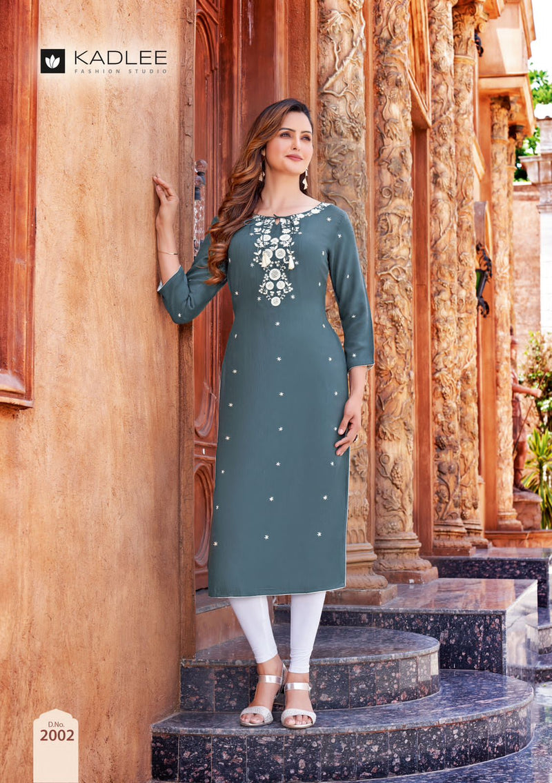 Kadlee Fashion Toran Rayon Weaving Fancy Thread Work Kurtis