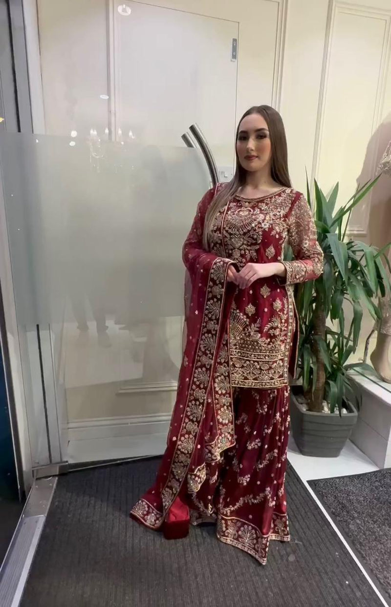 Nf D No 1152 Fox Georgette Fabric With Heavy Embroidery Readymade Suits
