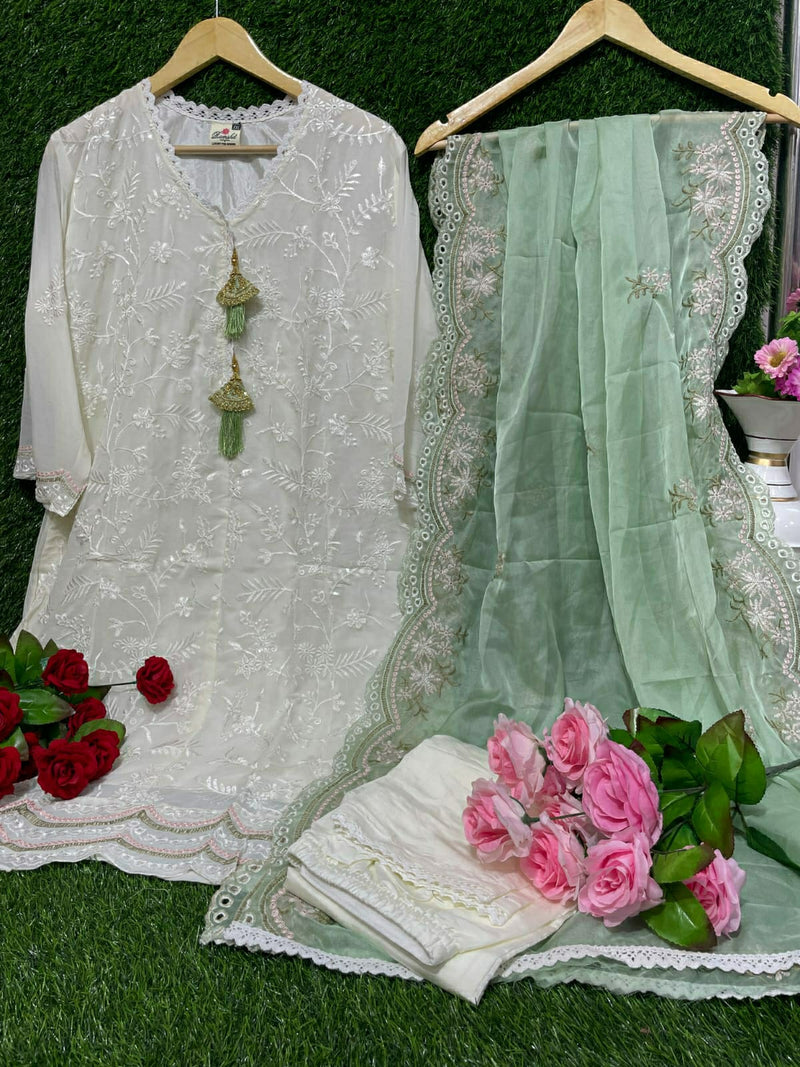 Ramsha R 1035 Georgette Embroidery Pret Collection