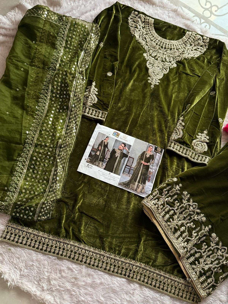 Ziaaz Designs 673 Pure Velvet Embroidery Partywear Salwar Suit