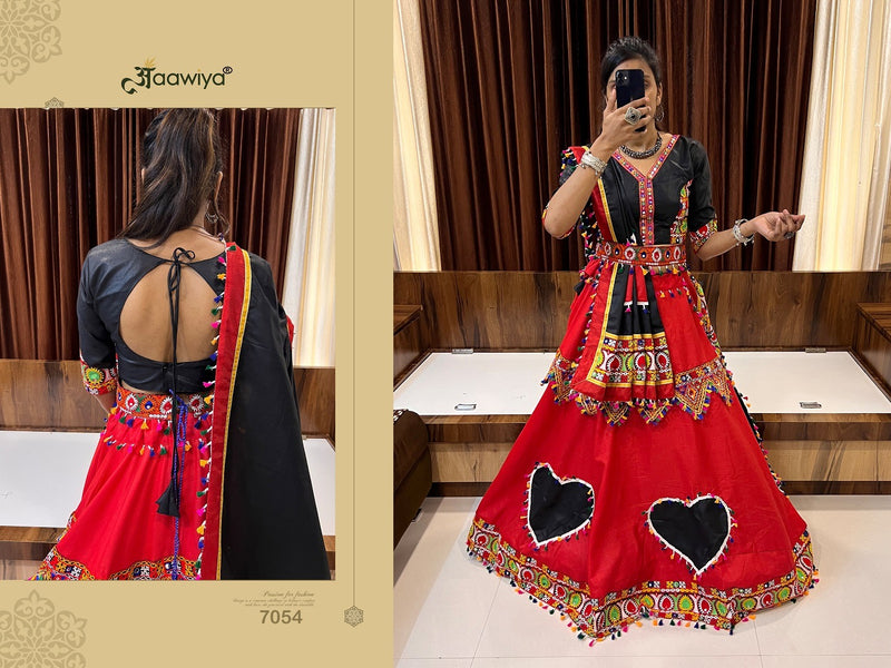 Aawiya Official Rajwadi Vol 8 Cotton Silk Designer Traditional Navratri Collection Choli