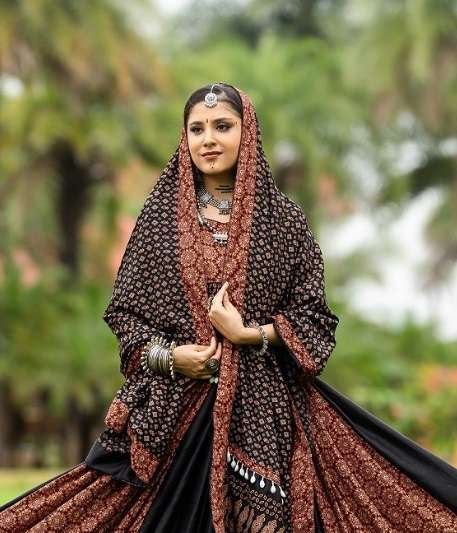 Aawiya Rajwadi Vol 10 Cotton Navratri Festival Wear Lehenga Choli Collection