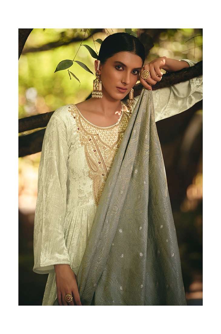 Aiqa Lifestyle Hasrat Pure Velvet Fancy Work Pakistani Salwar Kameez