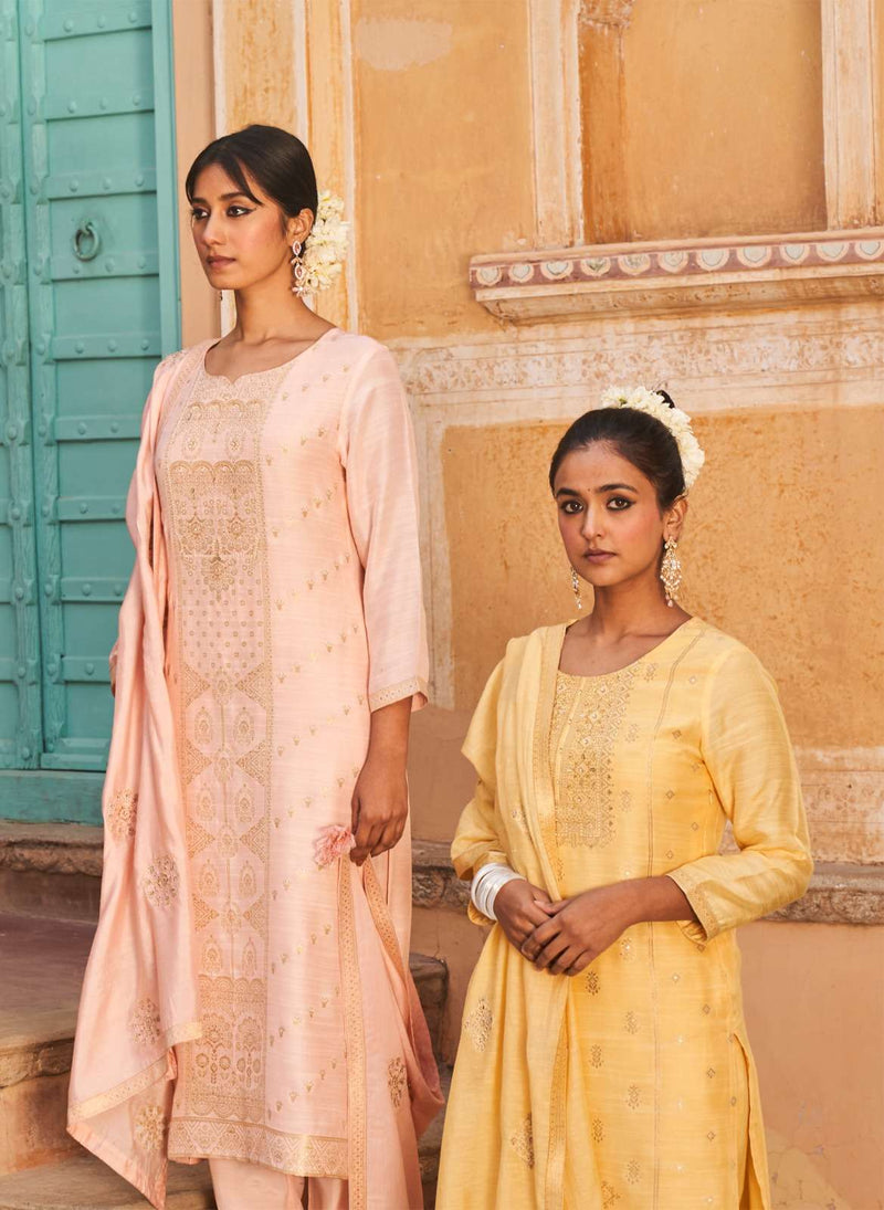 Four Buttons Present Arzoo Full Stitch Function Wear Kurti With Pant And Dupatta