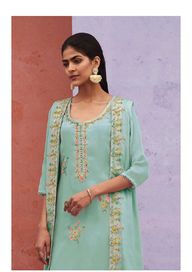 Ganga Fashion Ruhani 2003 Bemberg Silk Thread Embroidery Wedding Wear Salwar Kameez