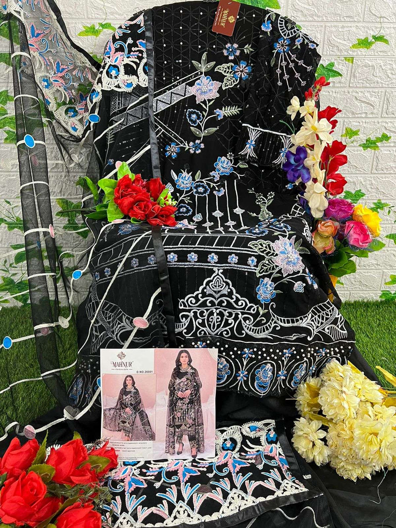 Mahnur Vol 26 Beautiful Designer Pakistani Suit