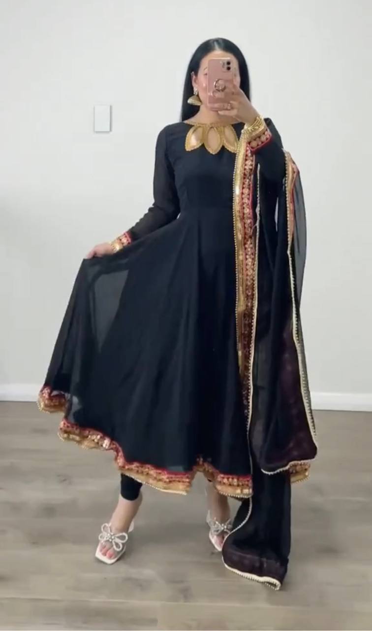 Zf D No 337 Fox Georgette Heavy Embroidery Designer Work Fancy Kurti Collection