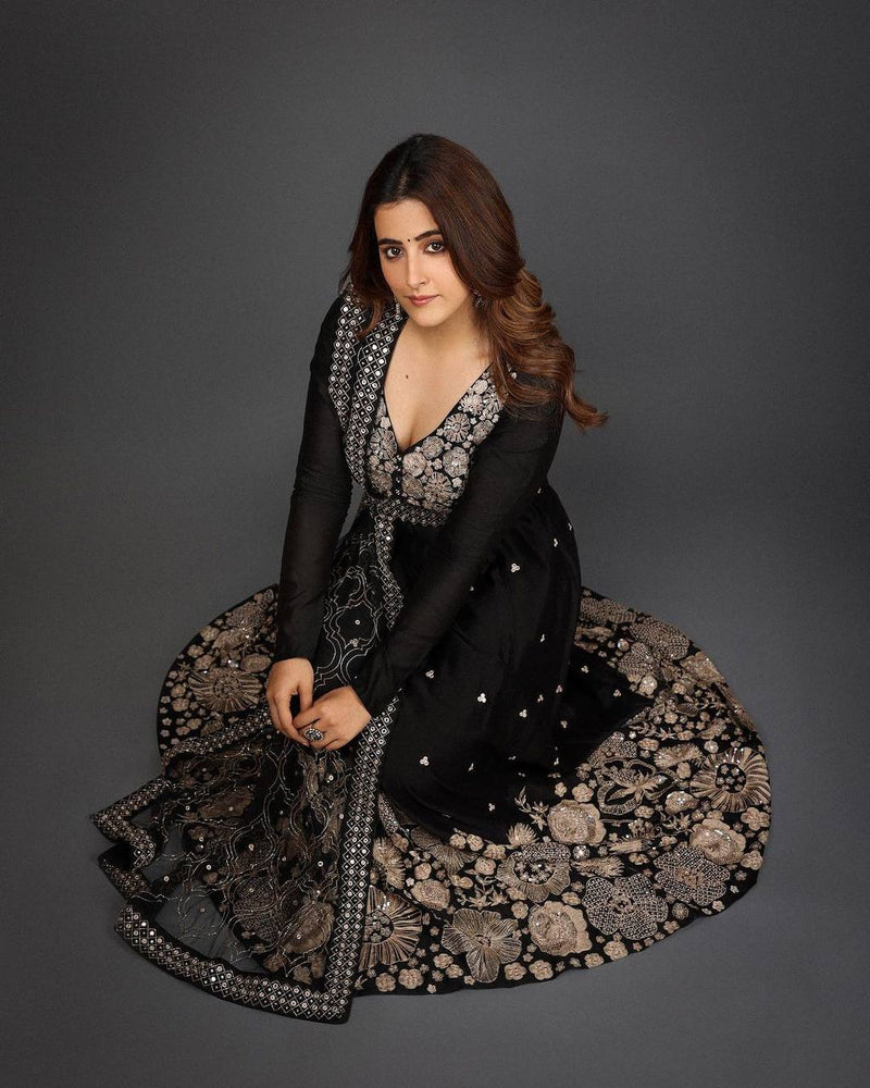 Lc D No 1142 Georgette With Sequence Embroidery Work Gown Dupatta