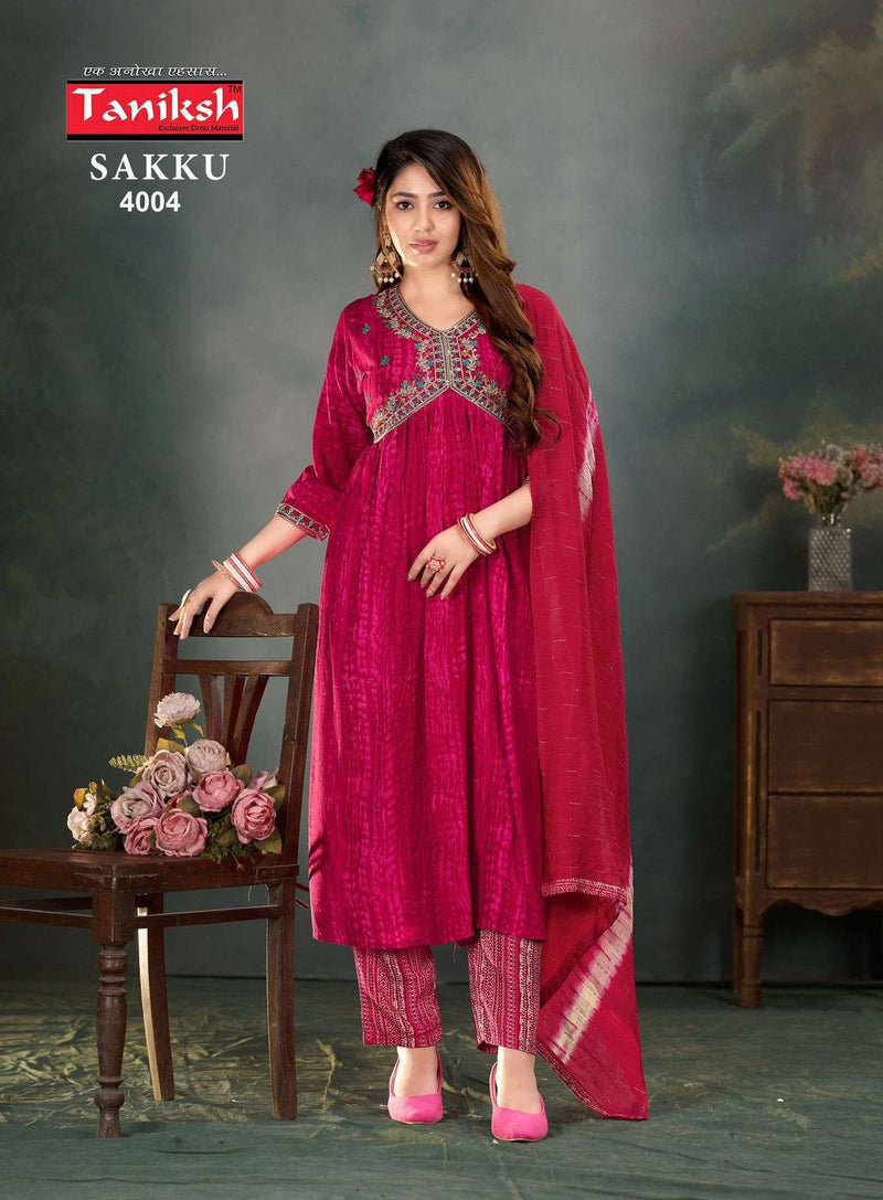 Taniksh Sakku Vol 4 Rayon Work Alia Cut Kurti With Lace Dupatta Combo Set