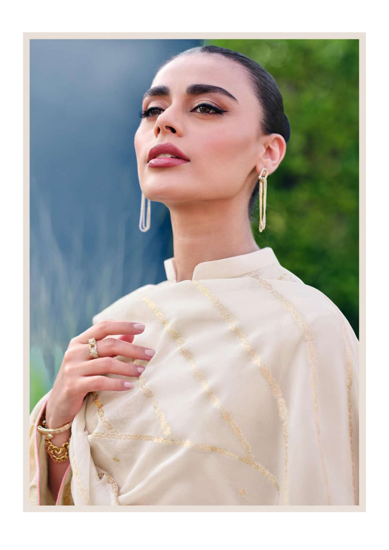 Varsha Fashion Noreen Organza Woven Patch Work Designer Salwar Kameez