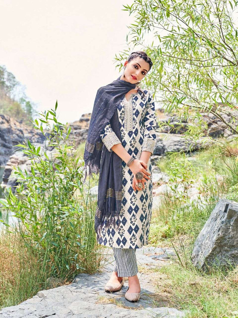 Vitara Fashion Aurelius Fancy Printed Work Stylish Designer Festive Wear Kurti
