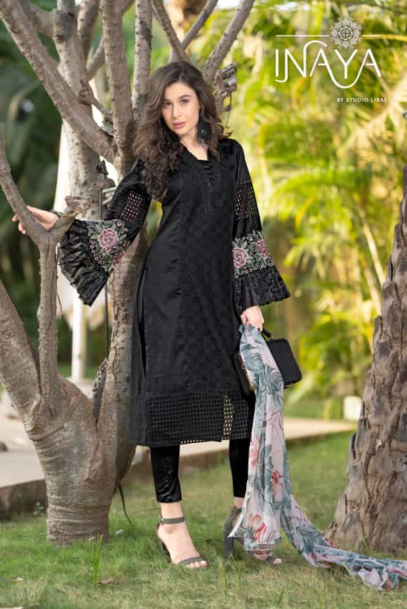 Inaya Borer Collection Jam Cotton With Heavy Embroidery Work Stylish Designer Fancy Kurti