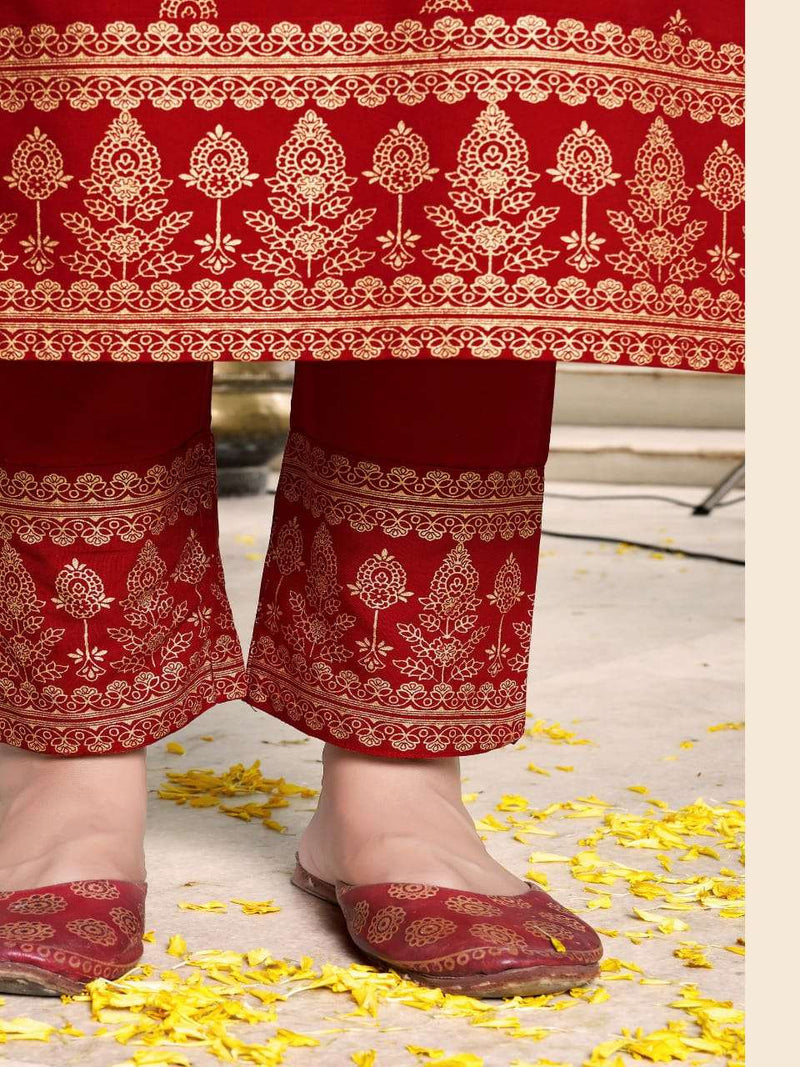 Banwery Launch By Parishi Rayon Foil Prined Exclusive Attractive Look Pakistani Salwar Kameez