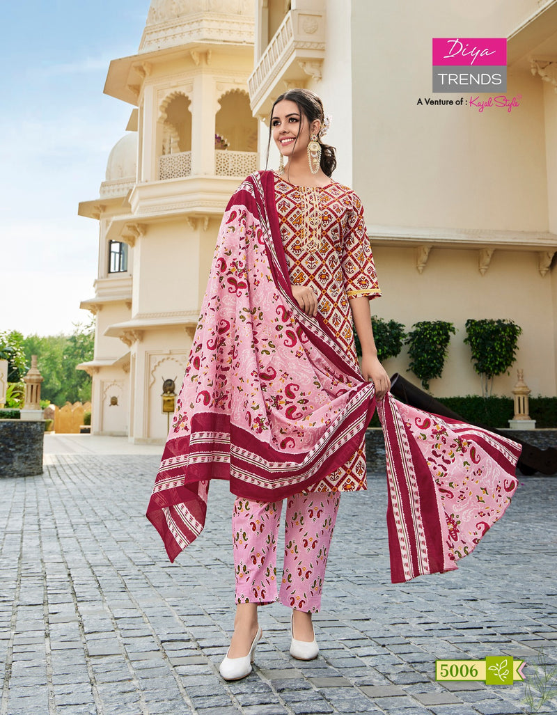 Diya Trendz Odhani Vol 5 Cotton Print Straight Kurti With Pant Dupatta