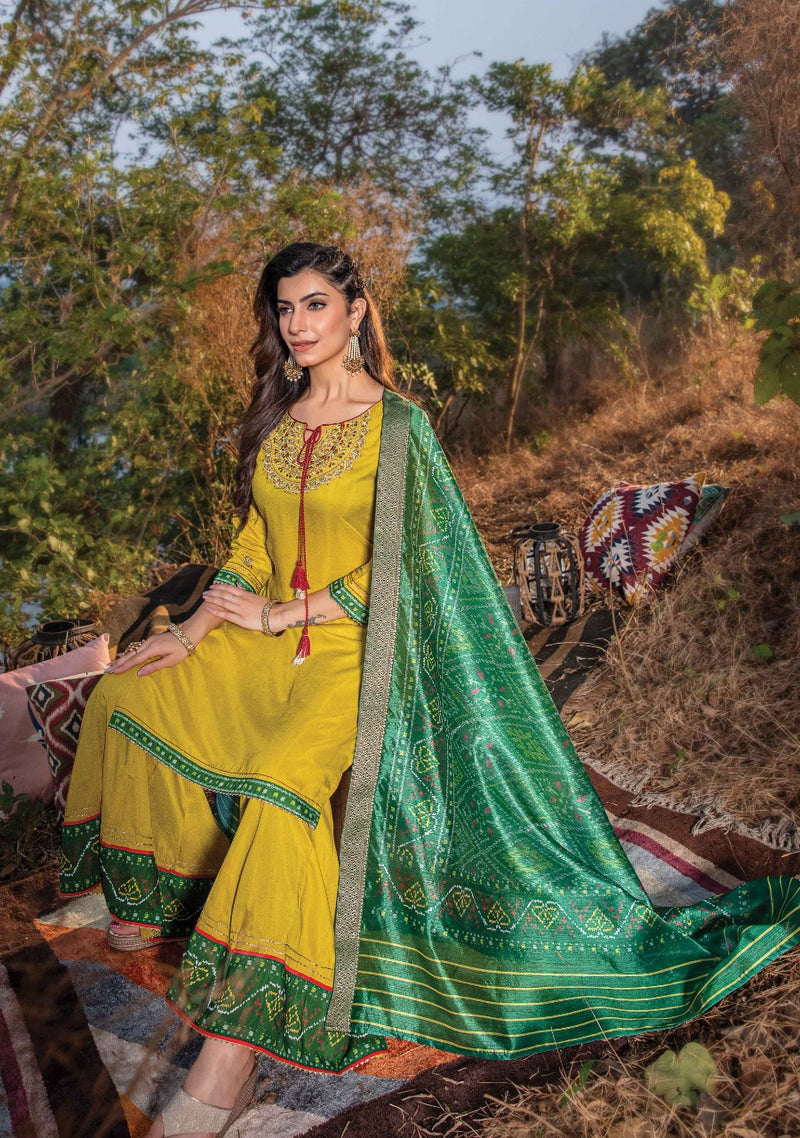 Kiana Fashion Rasam Muslin Silk Patola Print Thread Work Stylish Kurti Wear