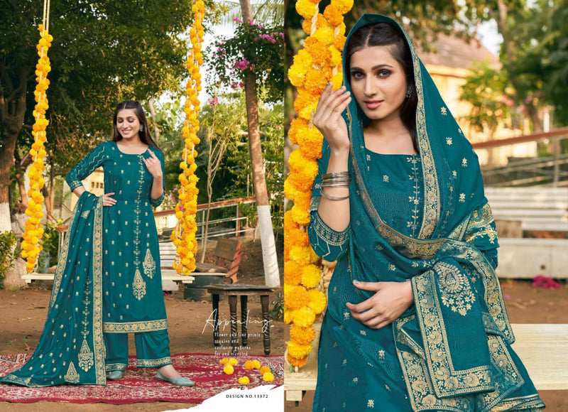 Kalaroop Laavanya Jacquard With Heavy Embroidery Work Stylish Designer Festive Wear Fancy Kurti