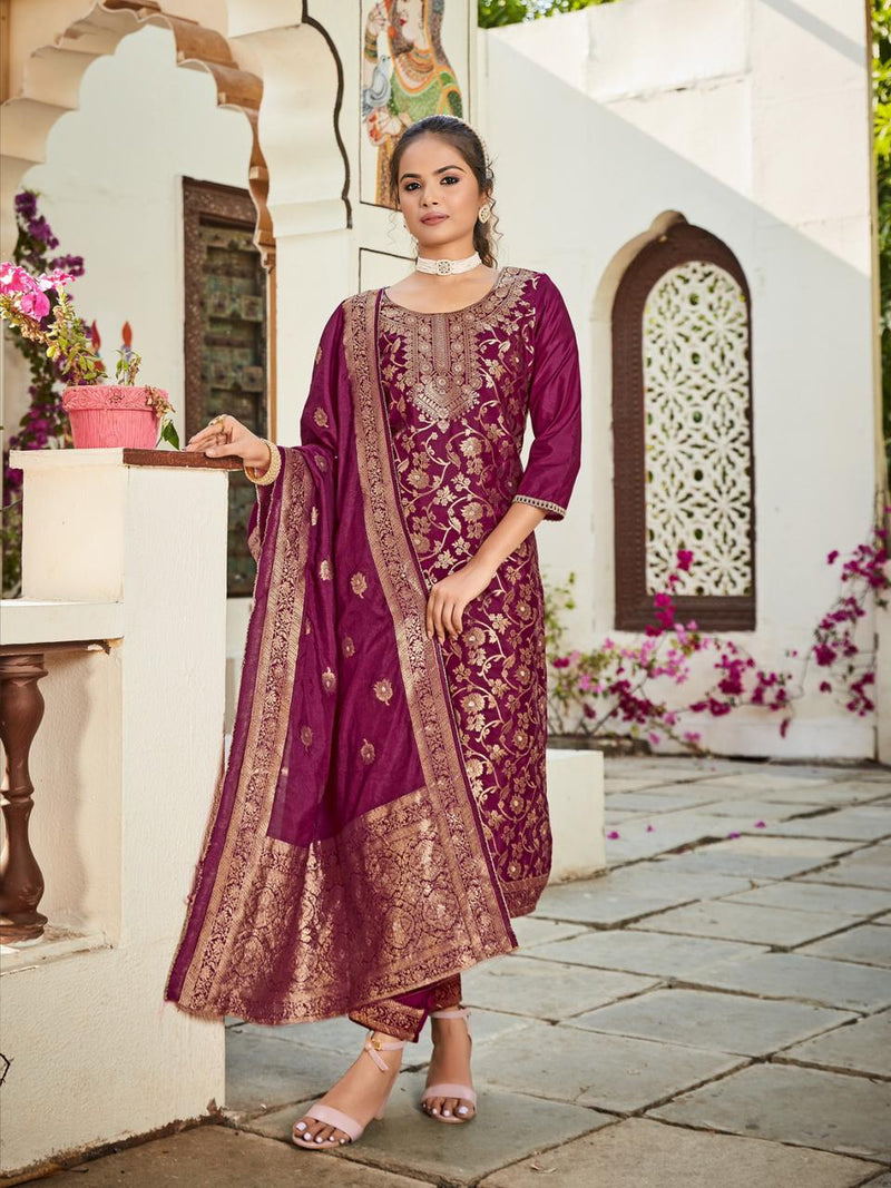 Vitara Fashion Mastani Vol 2 Dolla Viscose Weaving Jacquard Fancy Designer Partywear Kurti