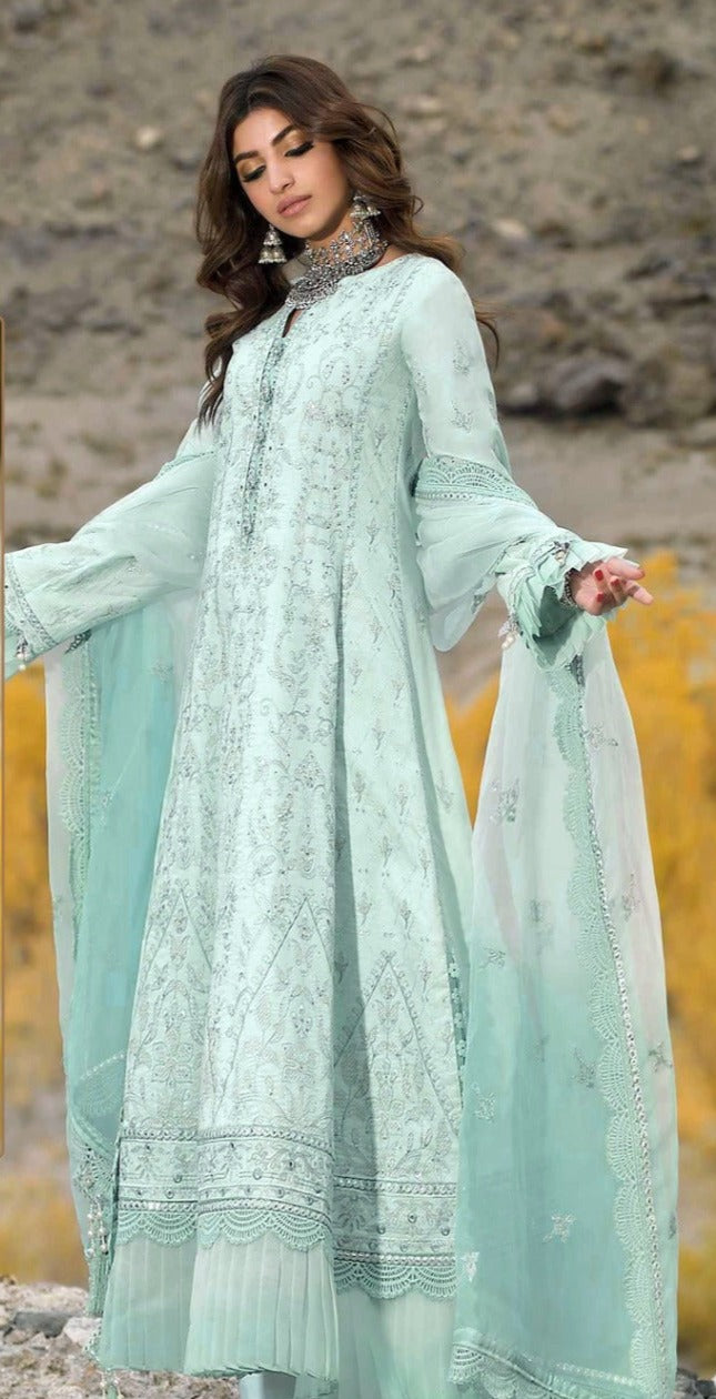 Ramsha R 474 Georgette With Heavy Embroidery Designer Pakistani Style Party Wear Salwar Suits