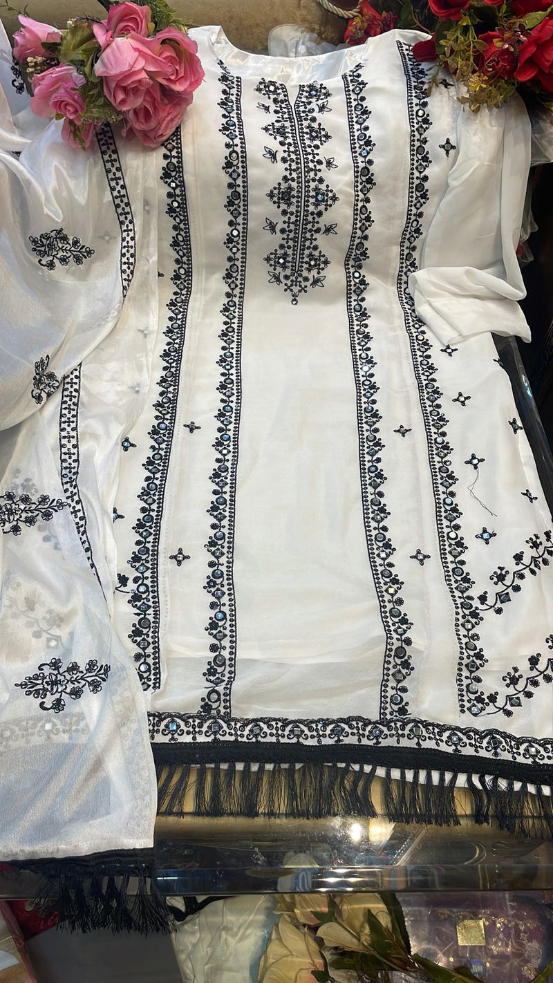 Mehboob Tex Sian Vol 1 Fox Georgette Pakistani Style Party Wear Kurtis With Bottom & Dupatta