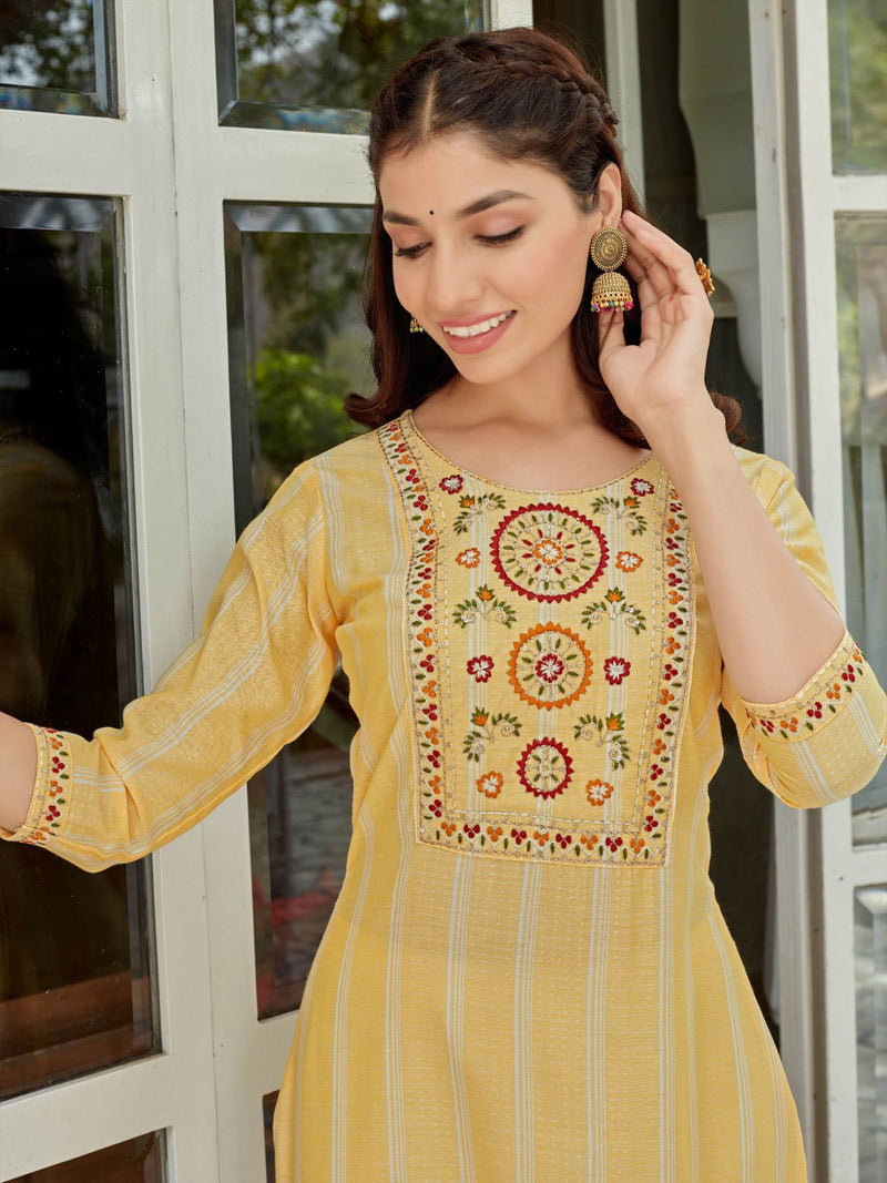 Aradhna Honey & Rose Viscose With Heavy Embroidery Work Stylish Designer Casual Look Kurti