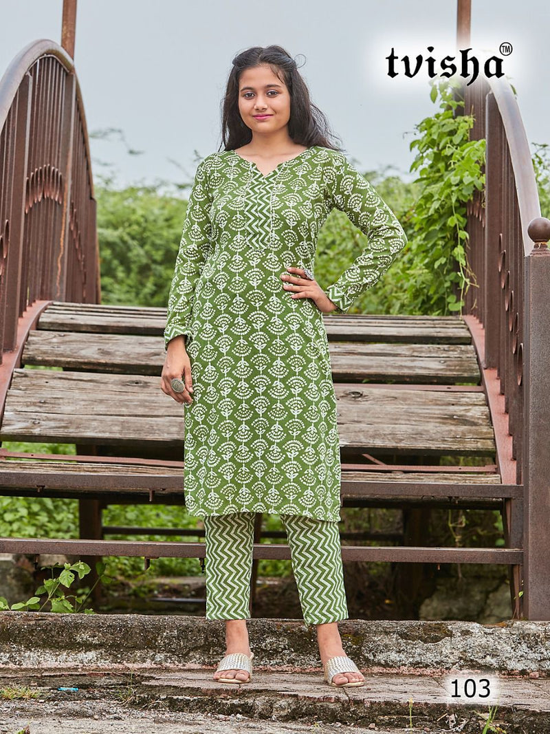 Raashee Tavisha Pure Cotton With Beautiful Work Stylish Designer Casual Look Fancy Kurti