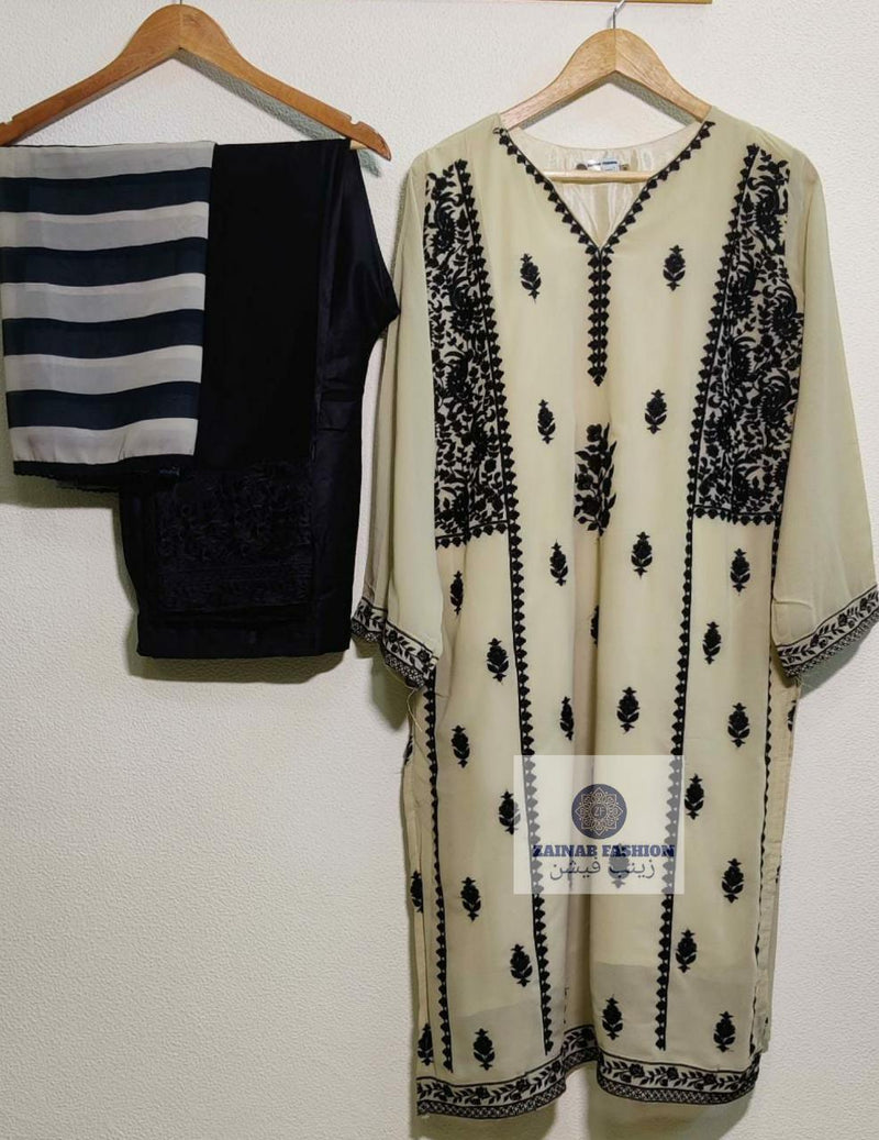 Zainab Fashion Dno 1208  Fox Greorgette Stylish Designer Wear Pret Kurti