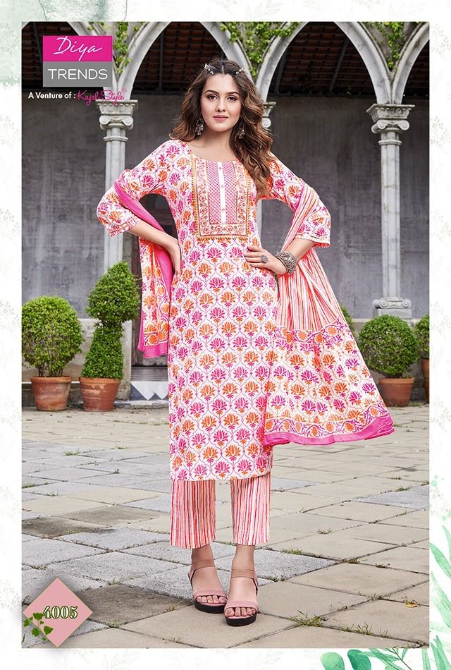 Diya Trends Odhani Vol 4 Cotton With Beautiful Fancy Work Stylish Designer Casual Look Fancy Kurti