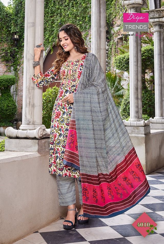 Diya Trends Odhani Vol 4 Cotton With Beautiful Fancy Work Stylish Designer Casual Look Fancy Kurti