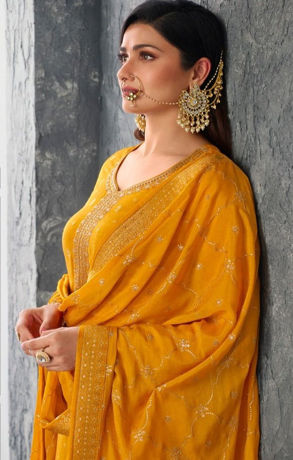 Vinay Fashion Kaseesh Glazze 2 Jacquard With Beautiful Work Stylish Designer Festive Wear Fancy Salwar Kameez