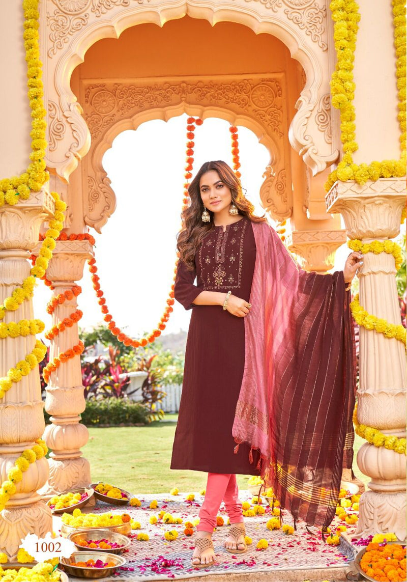 Selesta Shehnaaz Chinon Silk Stylish Designer Wear Kurti
